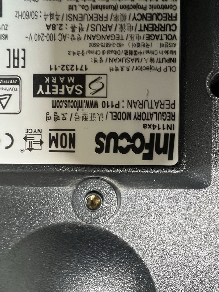 Проектор InFocus IN114xa/2xHdmia/Vga/ 3D есть 2 шт