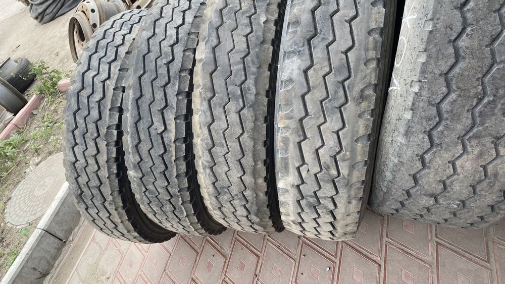 Грузовые шины б/у R20-R22.5 в отличном состоянии.