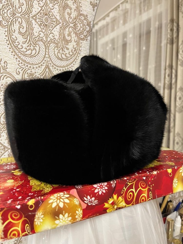 Продам норковую шапку