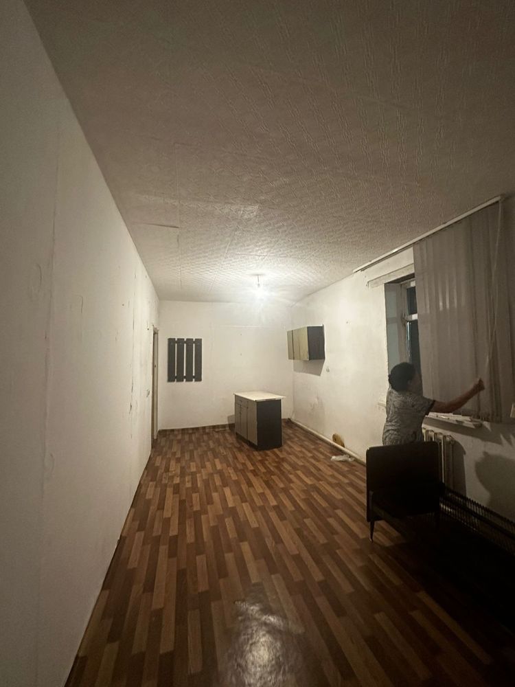 Продам дом 14 комнат.(общежитие)