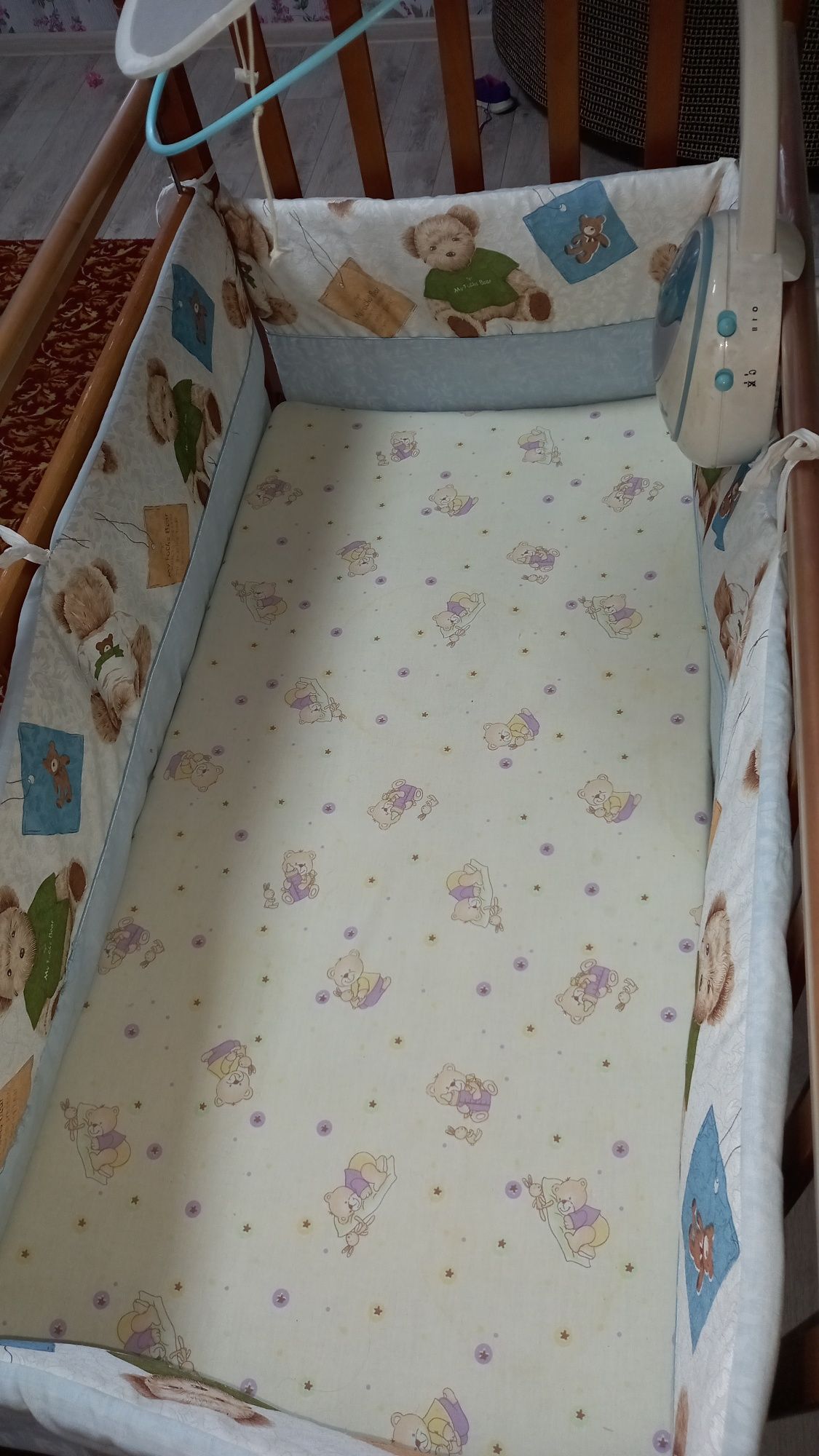 Продам детскую кроватку.