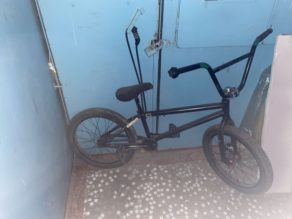 Продается трюковой велосипед BMX