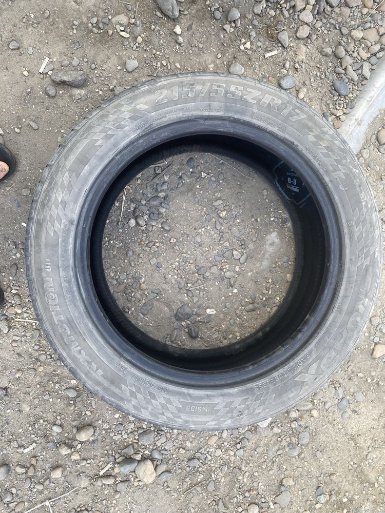 Продам резину 215/55r17  летний торг преветсвуется, состояний средний