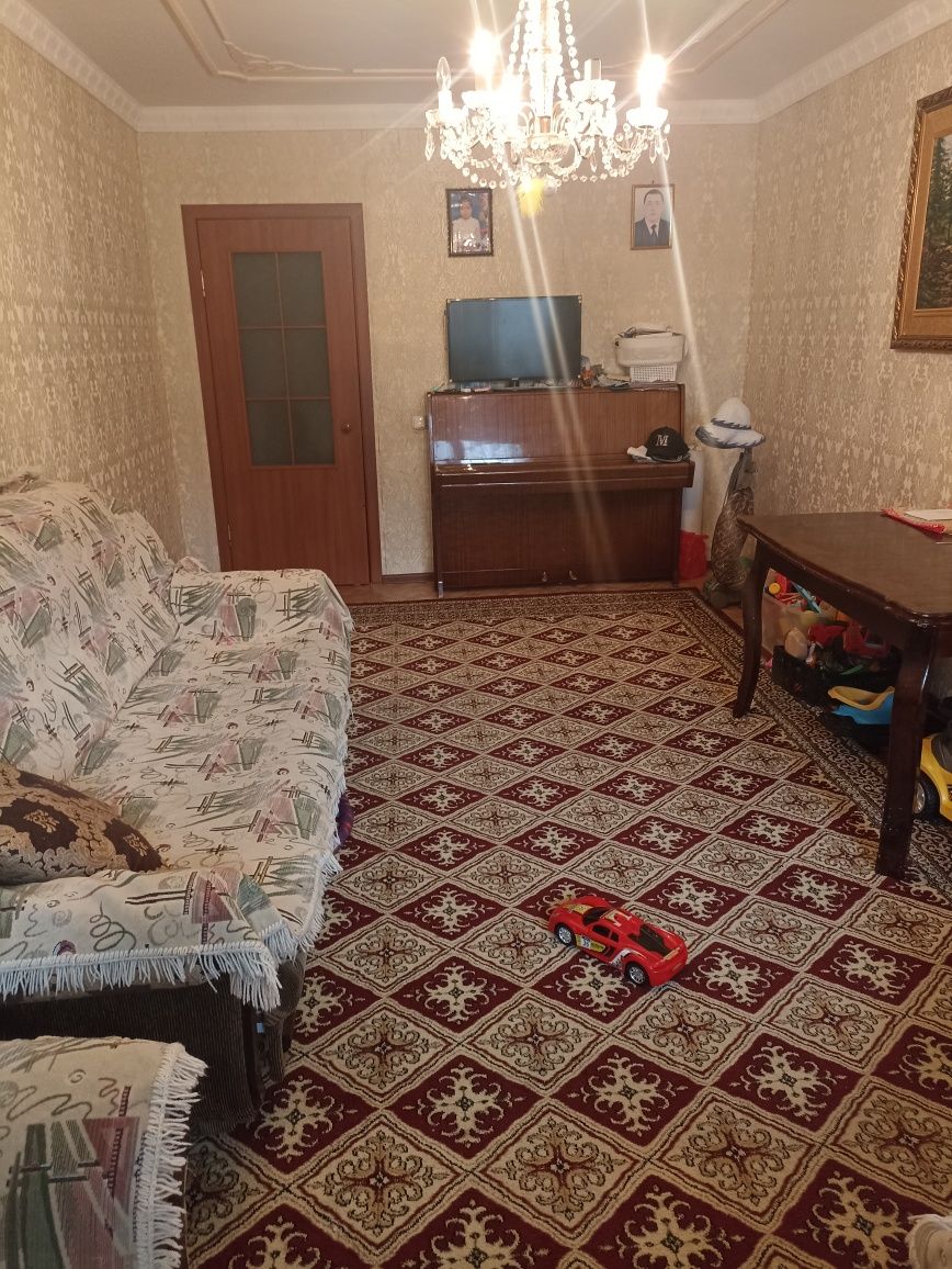 Продам 6 комн квартиру