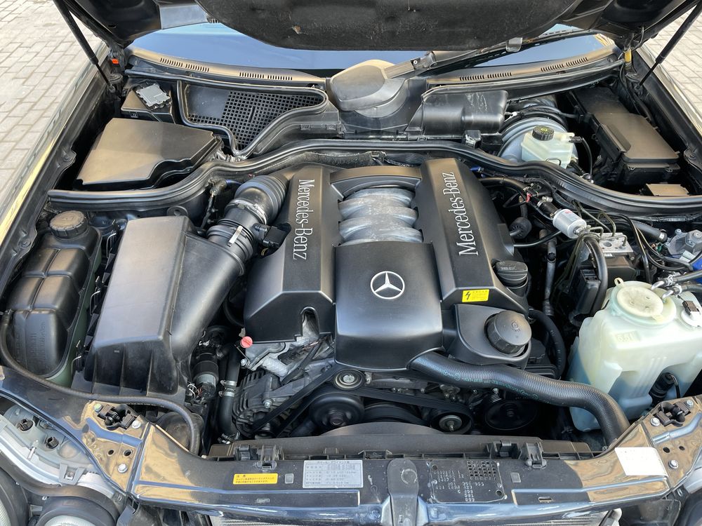 Продам Mercedes E320