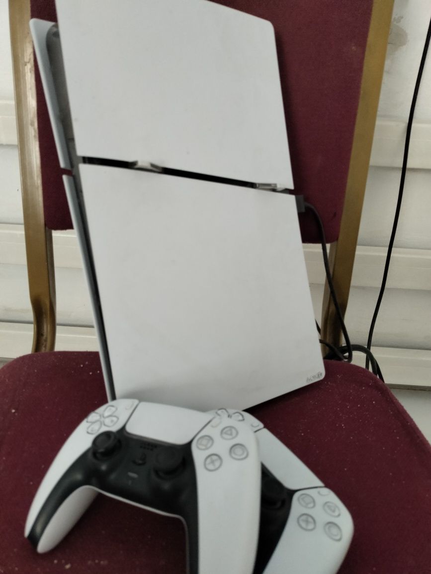 Продается Play Station 5
