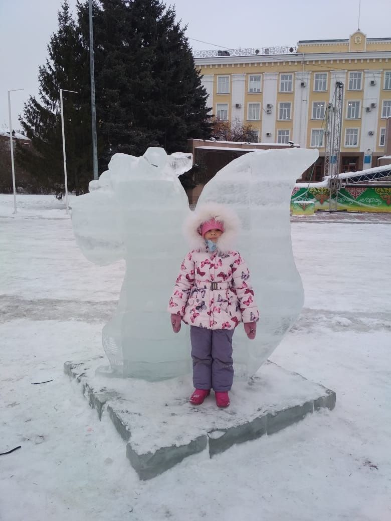 Зимний костюм р. 108-116, 8000тг.