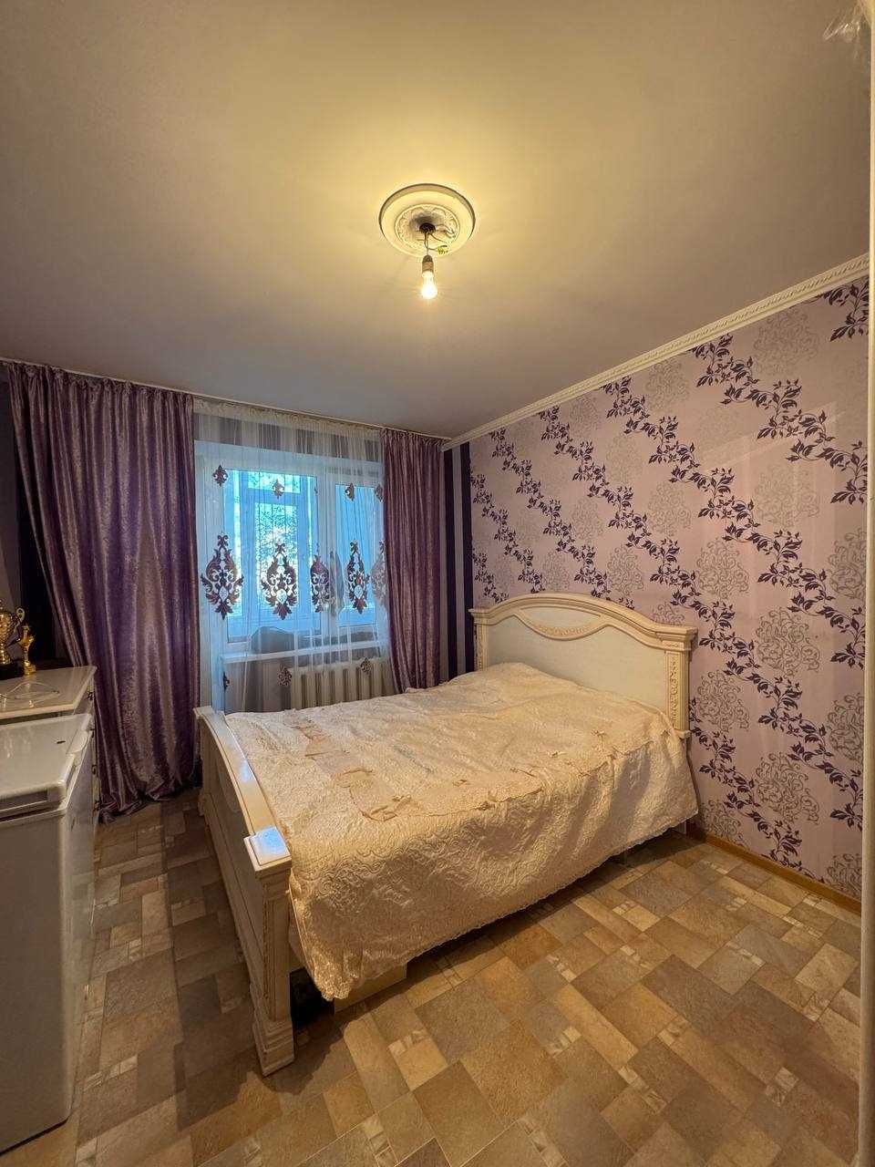 Продам 2 к.кв. на 8 мкр