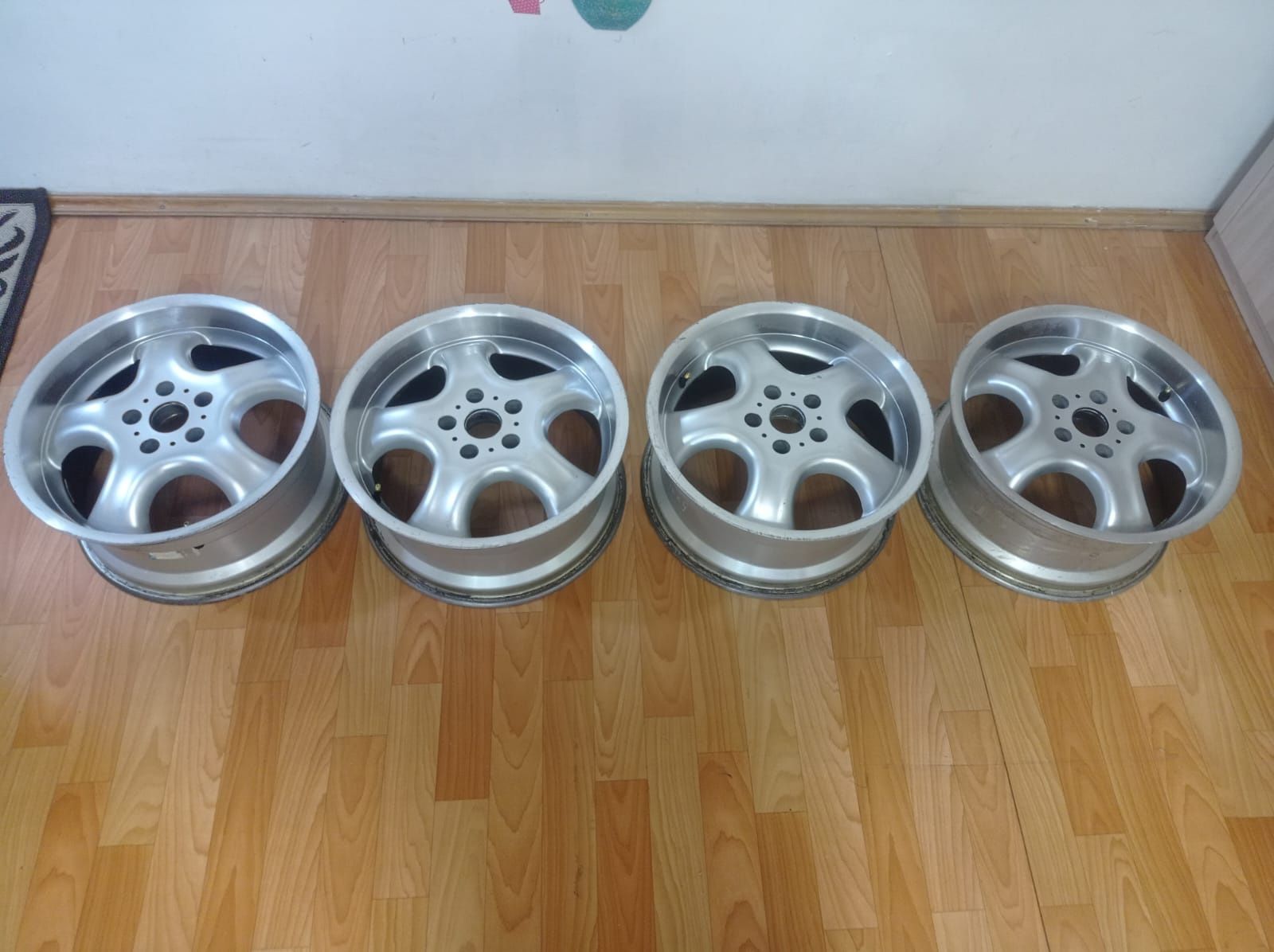 Продам Диски 17R
