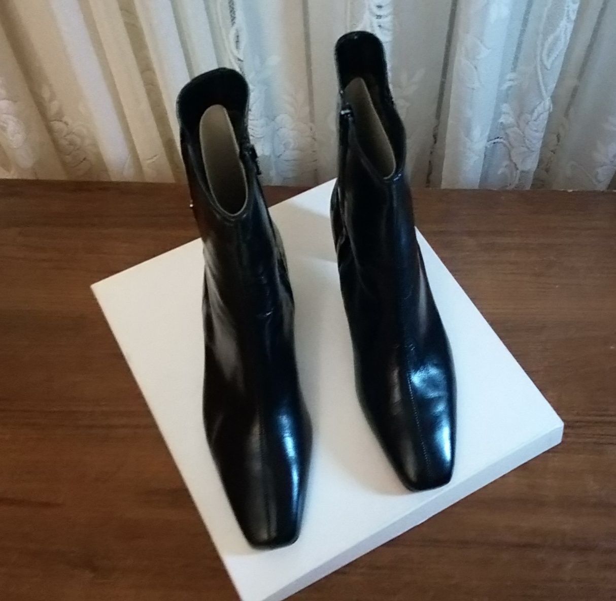 Сапоги. Женские полусапожки, Раз.40, европейский. Италия.