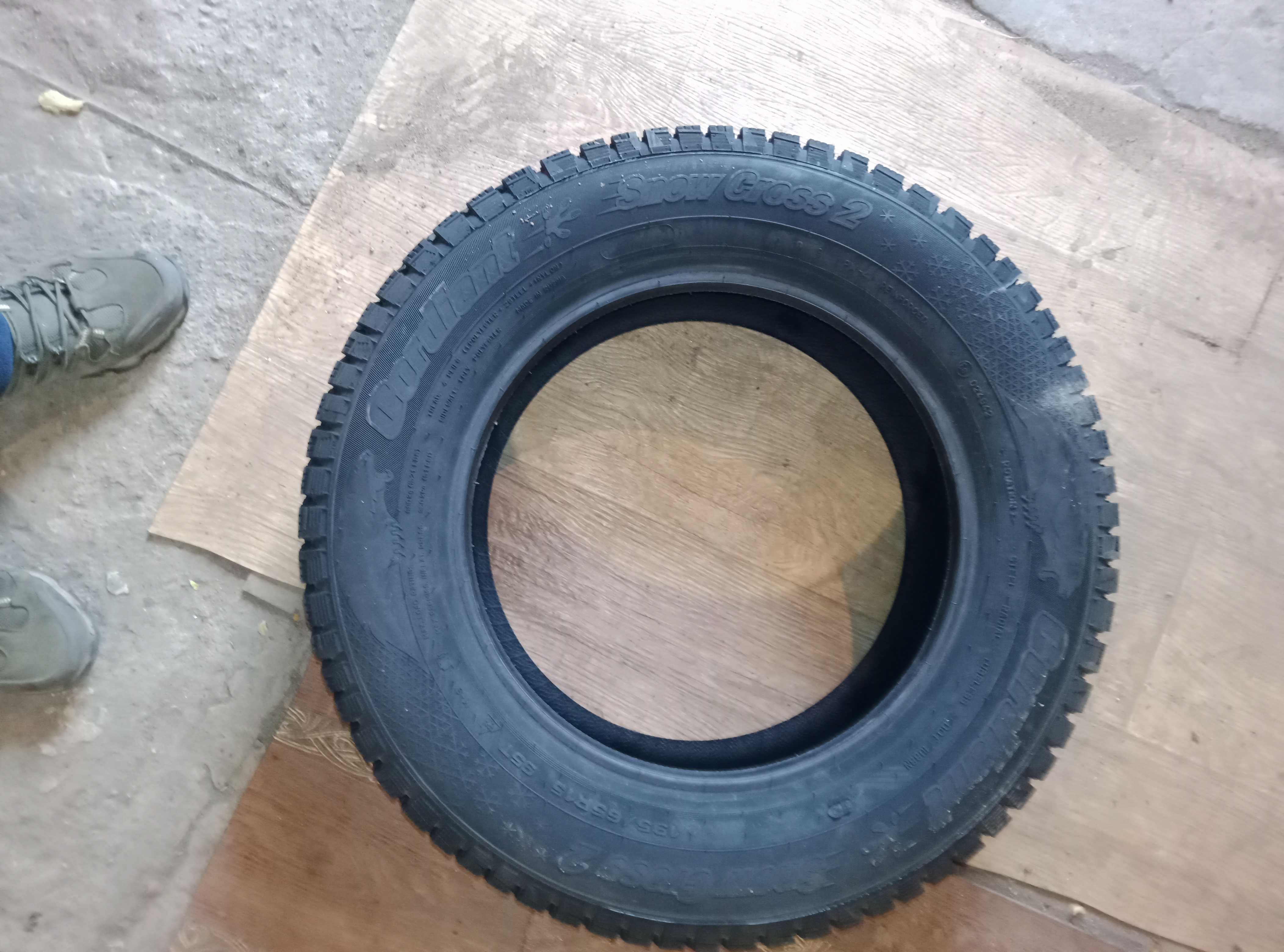 Продам шины Cordiant Snow Cross 2 (195/65 R15)
