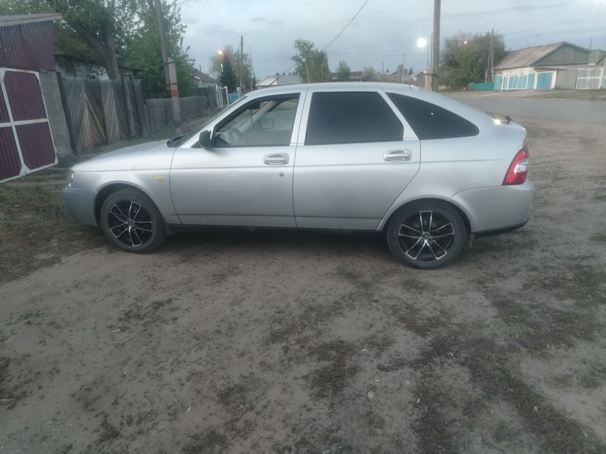 Продается приора 2011 года