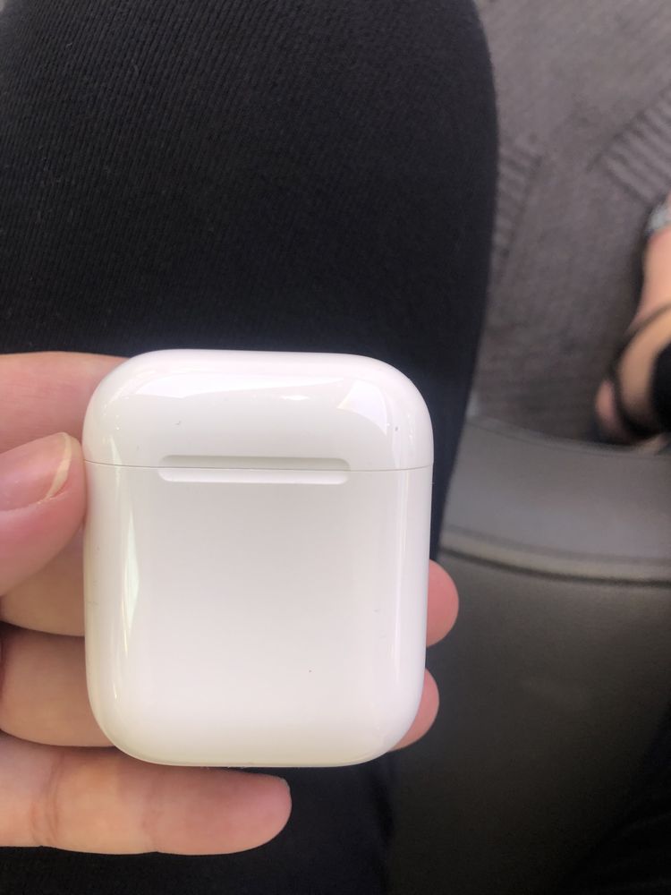 Airpods 2 поколения только левый