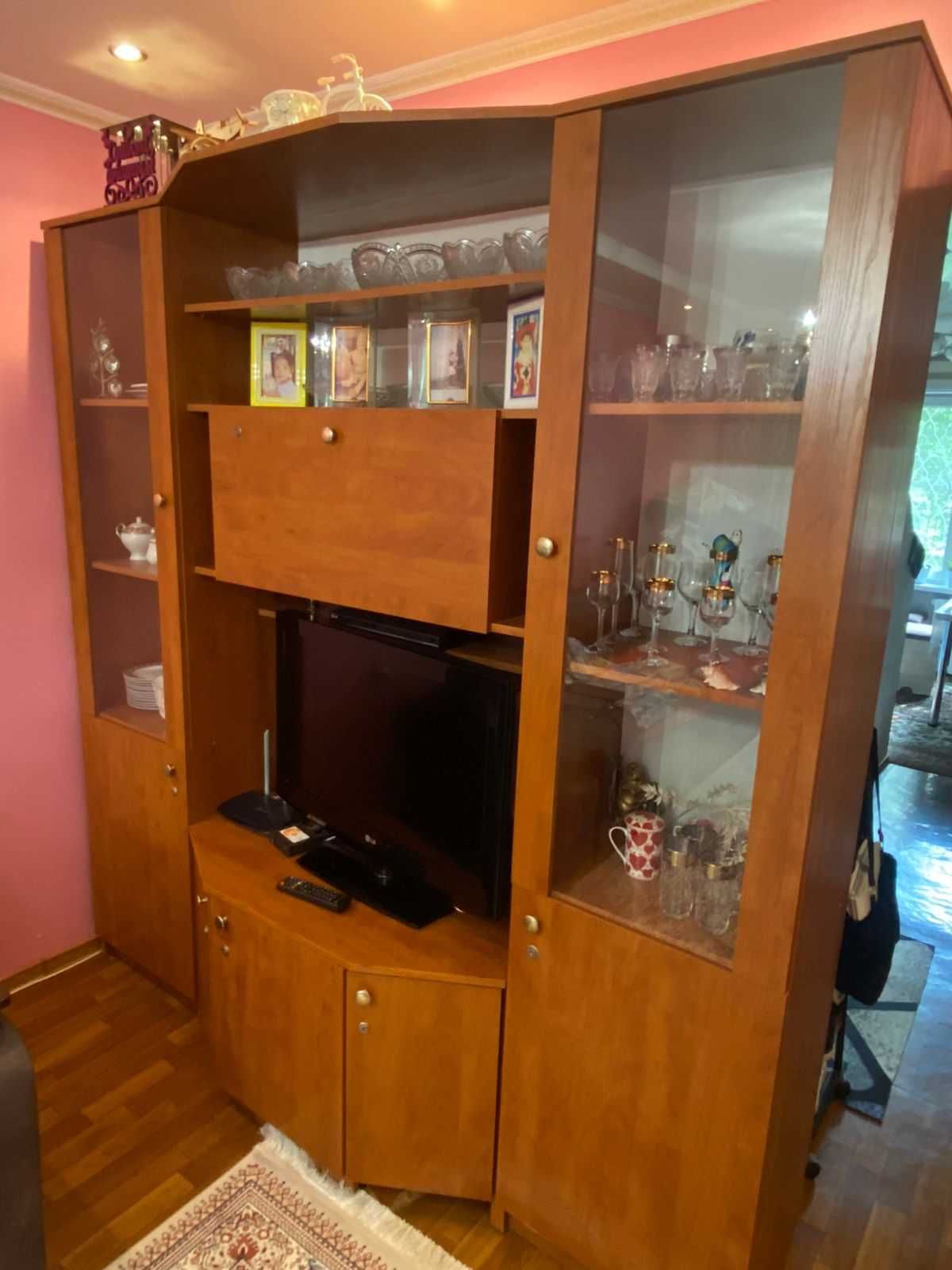 Горка для гостиной