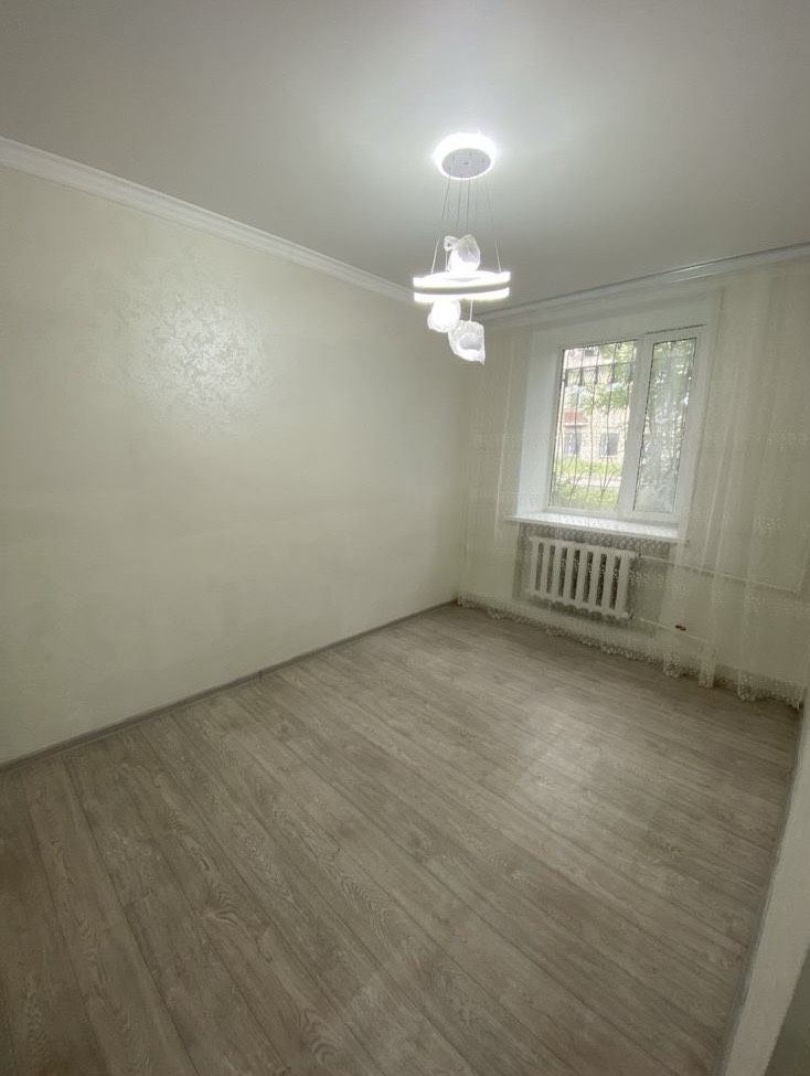 Продается трехкомнатная квартира