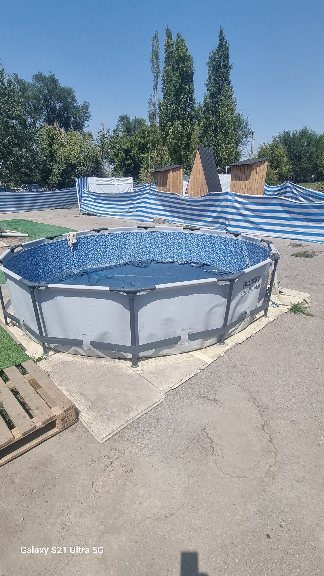Каркасные бассейны разных размеров