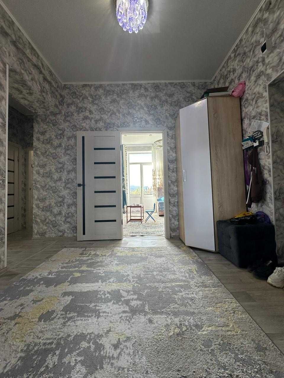 Продам 4х комнатную квартиру ул. Гагарина 2
