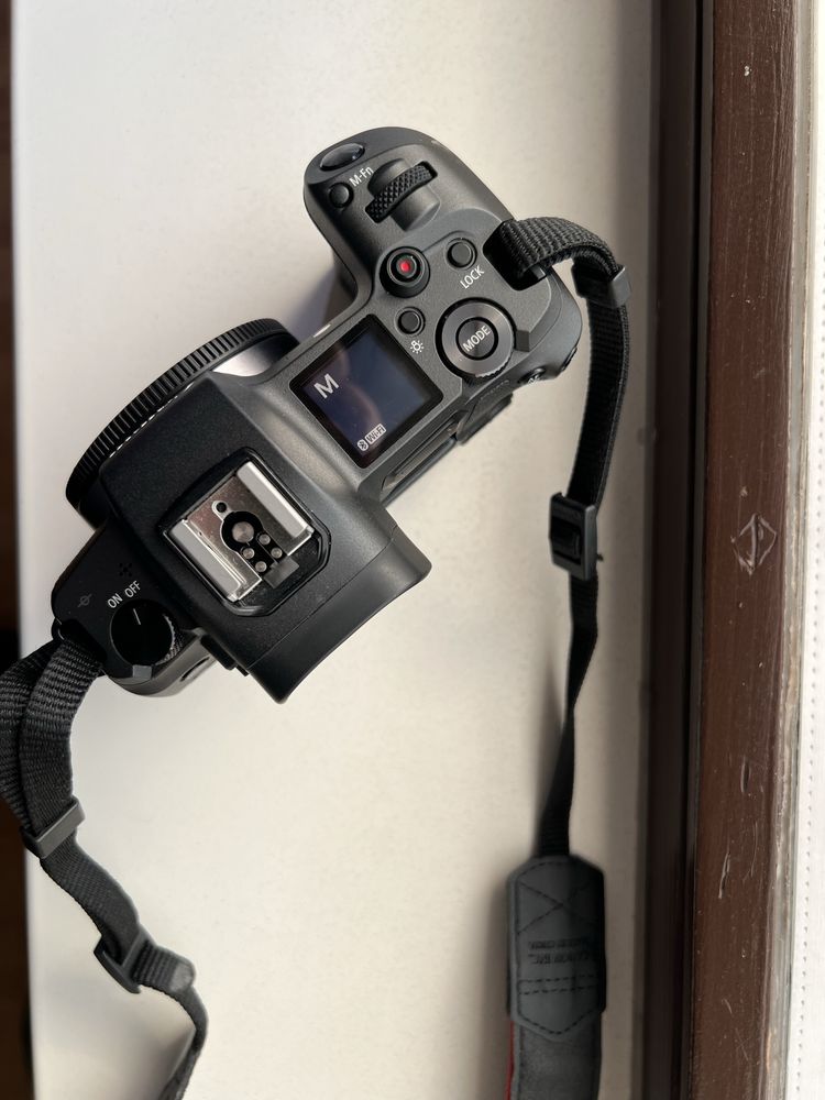 Canon EOS R + 3 объектива