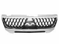 Решетка радиатора  Mitsubishi Pajero sport