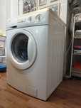продам стиральную машину автомат ZANUSSI  б/у, в рабочем состоянии