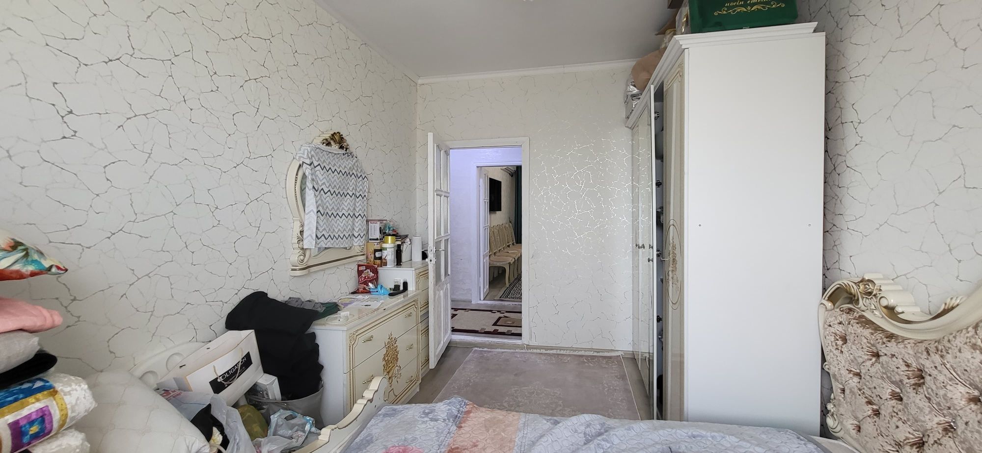 В Центре города Лен. пр. продаётся 3х комнатная пр. Сатпаева 102А на 5