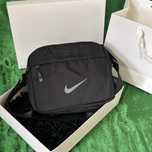 NIKE найк барсетка с оформлением