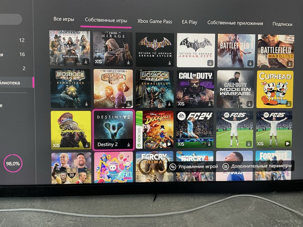 Продам xbox series s с аккаунтом много игр
