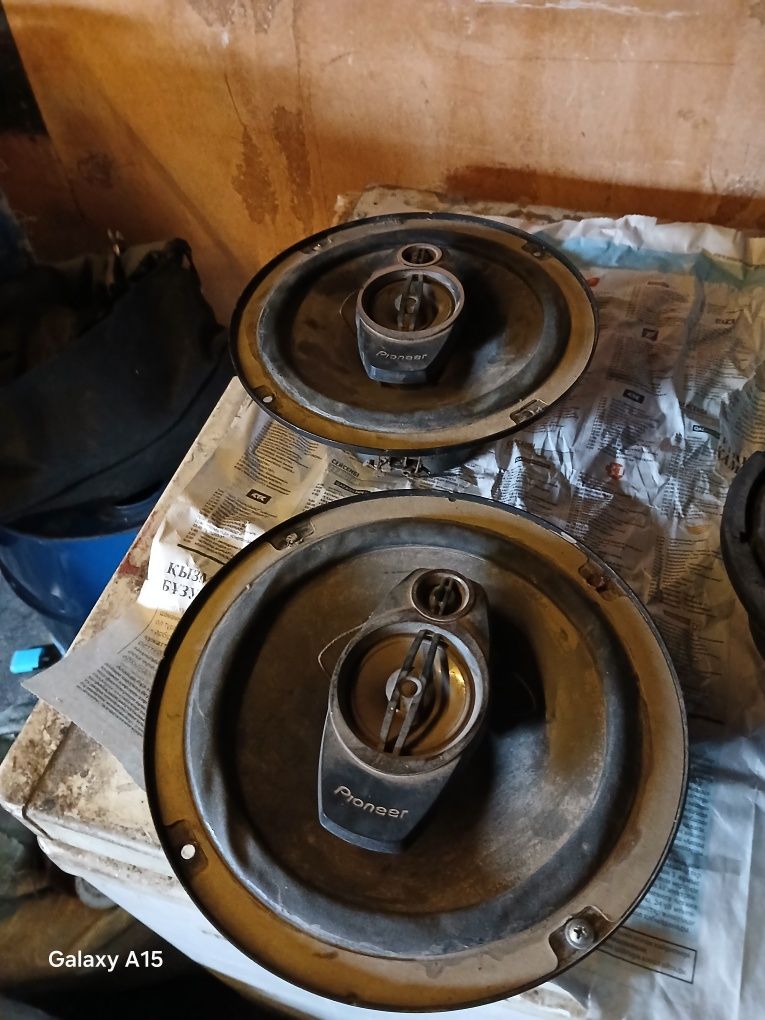 Продам колонки  2штуки
