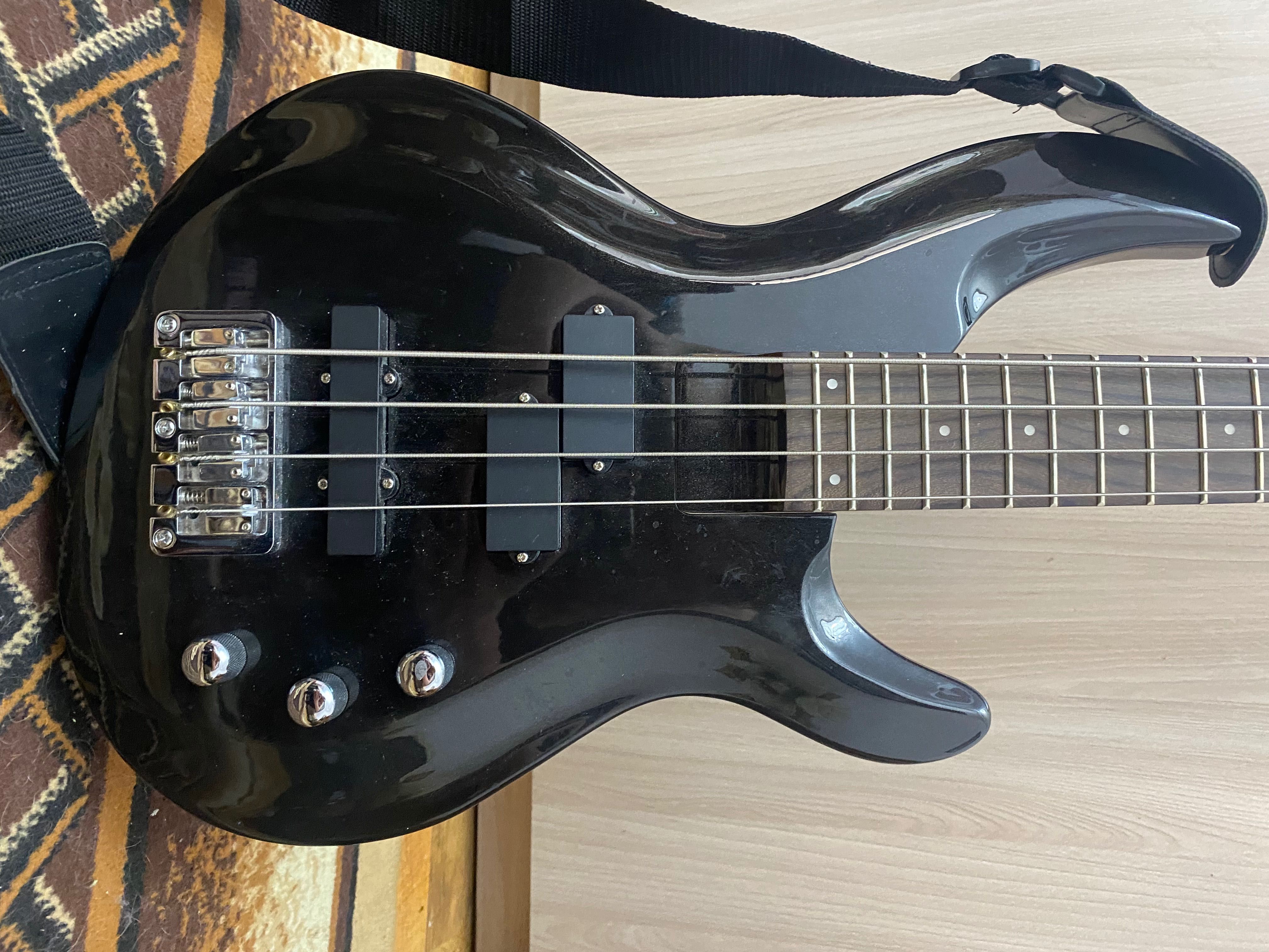 бас гитара Aria bass igb std