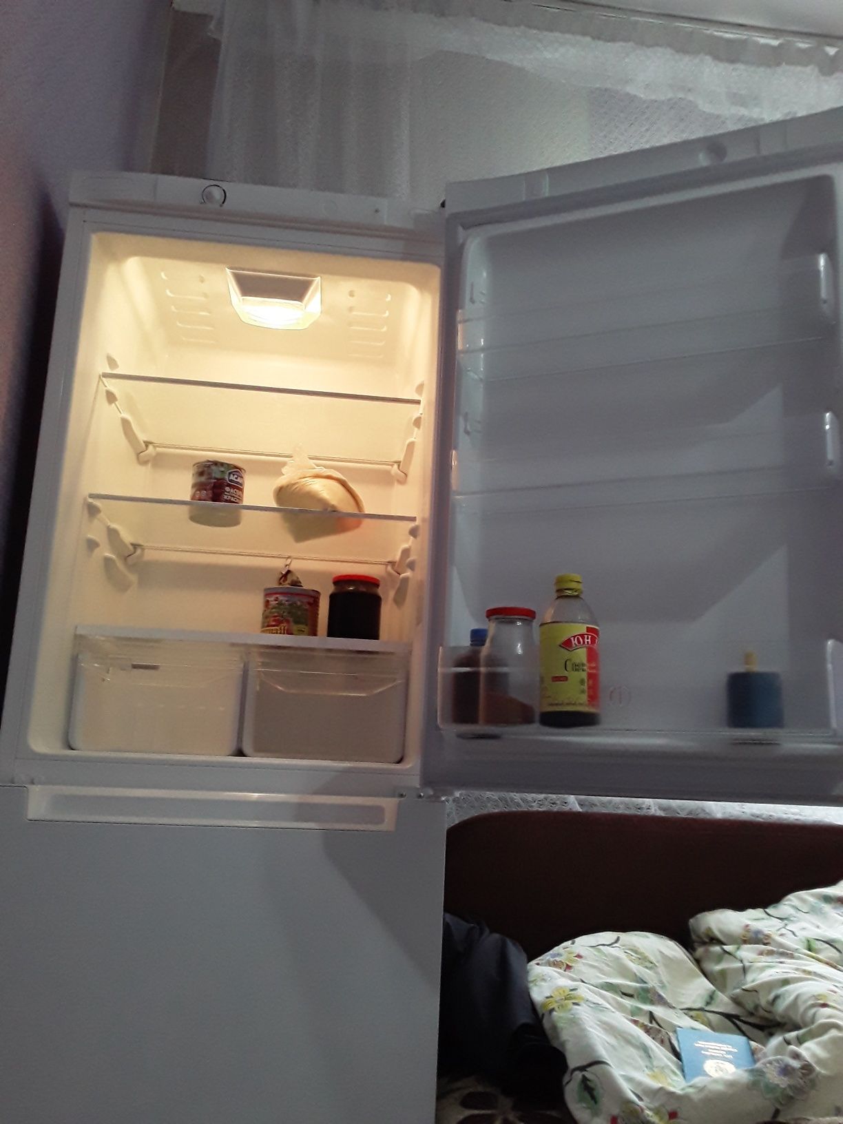Холодильник Indesit