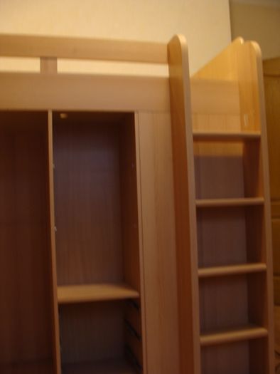 Двухъярусная кровать (ЛДСП), Германия.