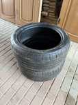 Продам пару резины Goodyear 235/45/18