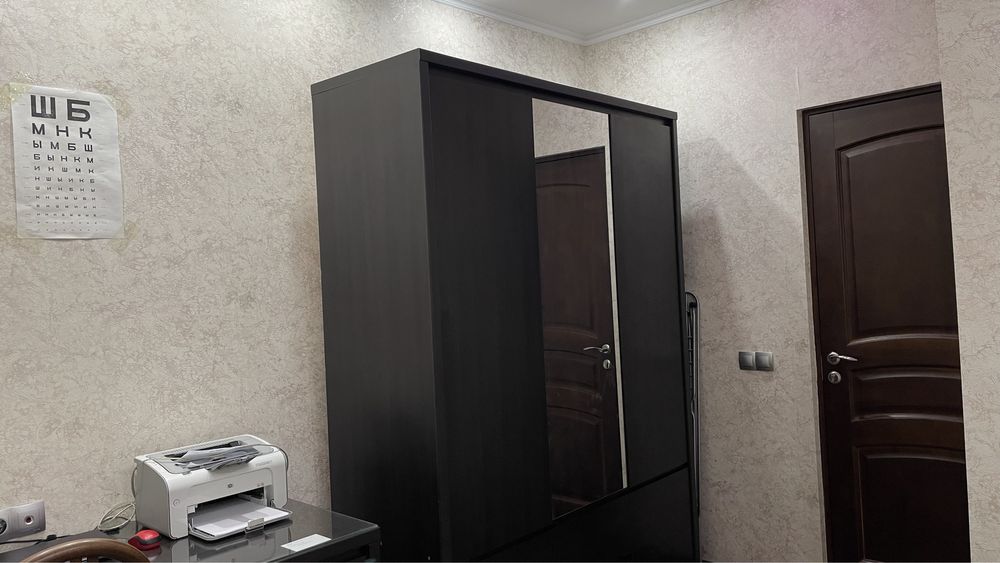Продам трехкомнатную квартиру в Самал 1