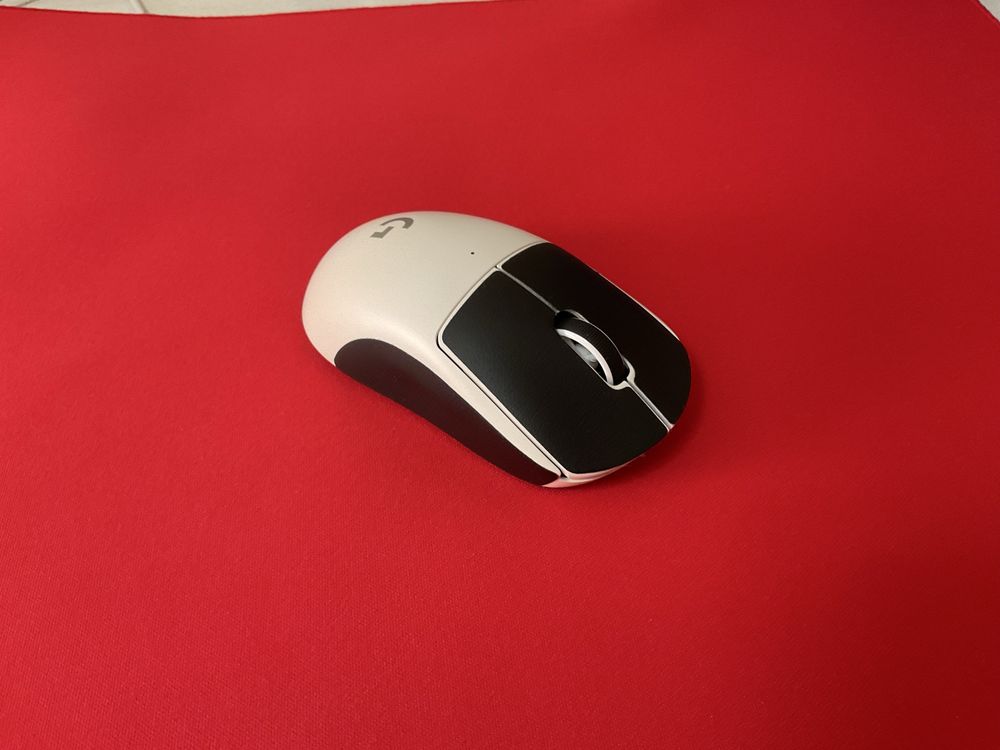 G pro x SUPERLIGHT белая