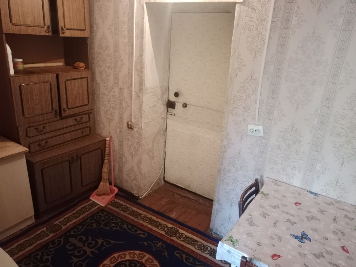 Продам комнату на 45 аптеке