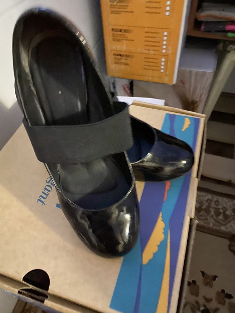 Туфли разные