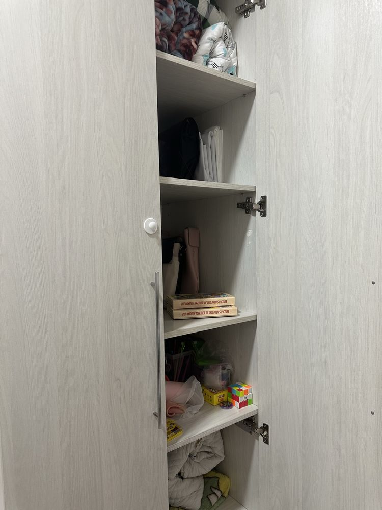 Продам шкаф для прихожей
