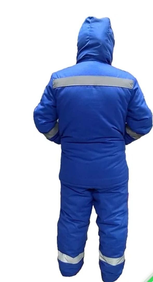Продам костюмы для рабочих зима