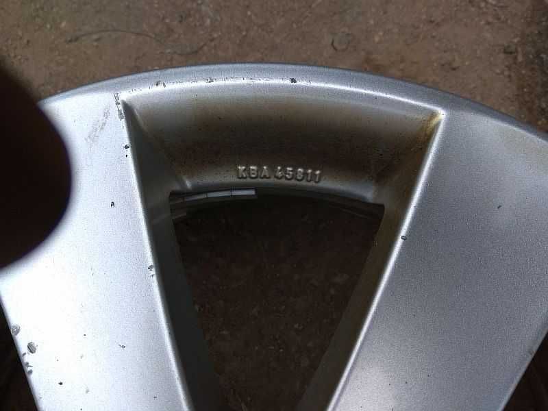 Продам оригинальные легкосплавные диски "Borbet" на автомашину "BMW"
