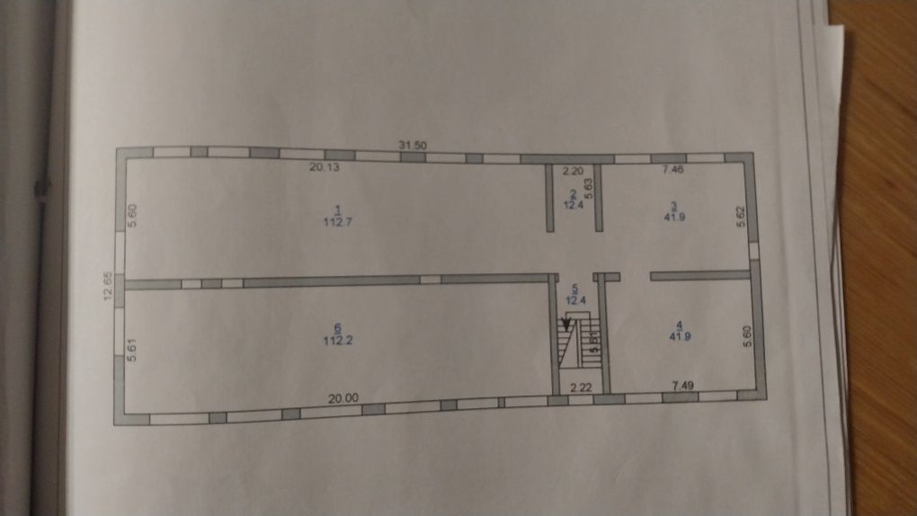 продам новое трех этажное здания площадь S-1226,5кв