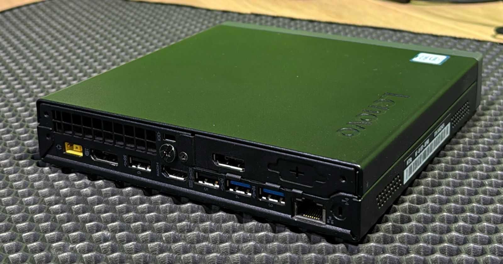 Мини ПК LENOVO ThinkCentre M720Q. Core i5-8400T -1,7/3,3 GHz, 8/256 GB