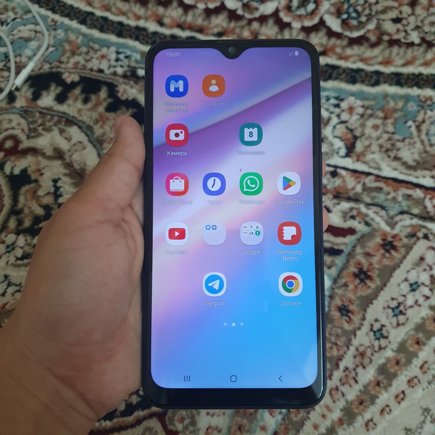 Продается samsung galaxy A10s
