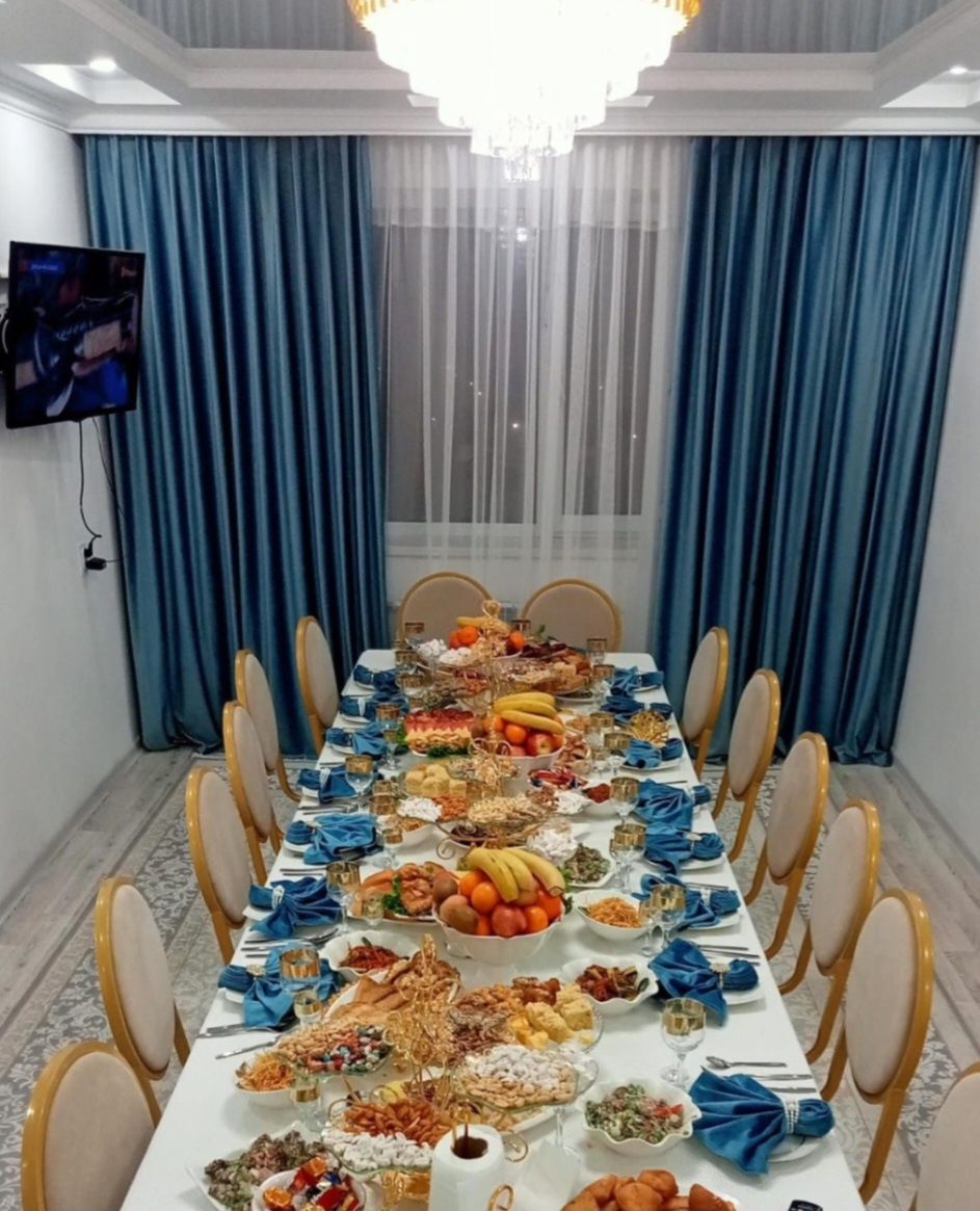Стол, стулья аренда