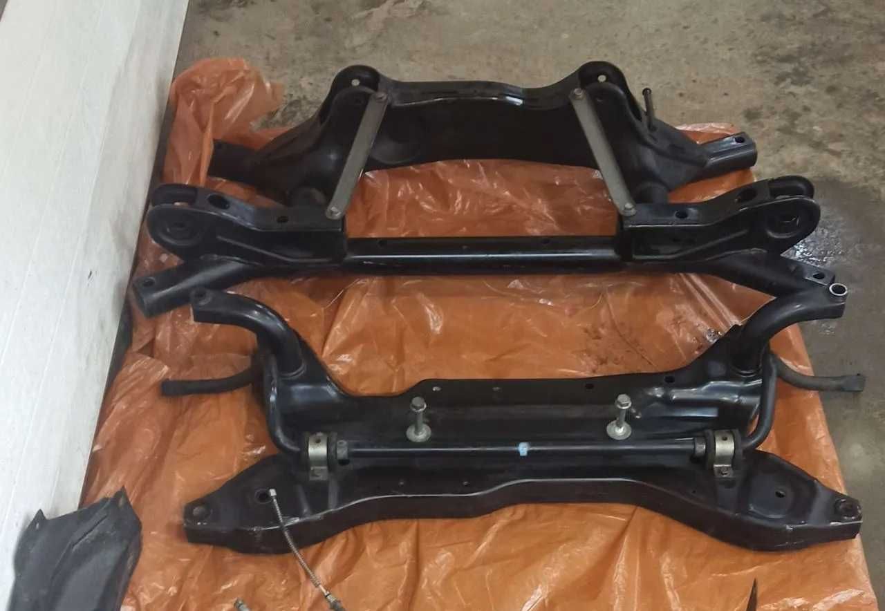 Mitsubishi mitsubishi подвеска в сборе