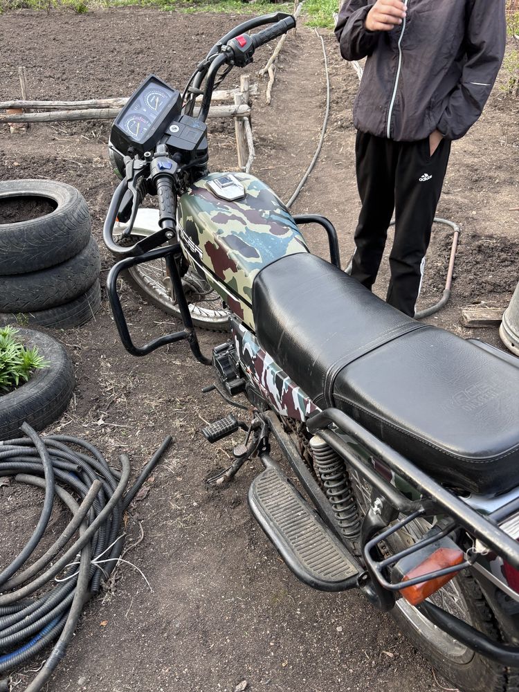 Продам Racer tourist 150