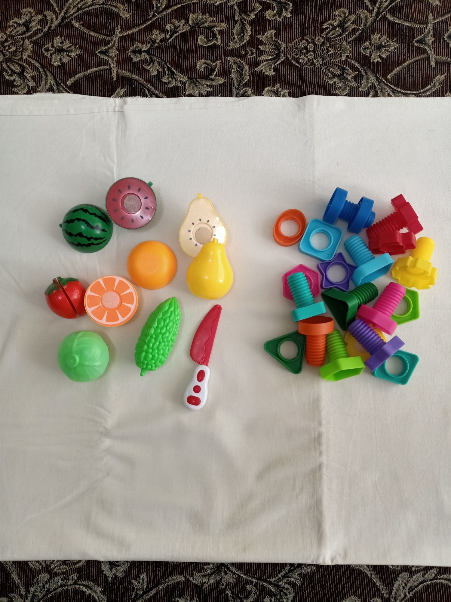 Продам развивающие игрушки