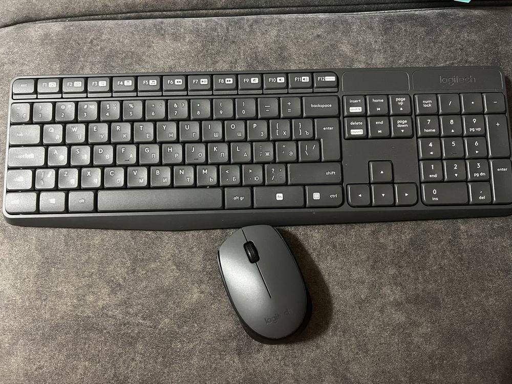 Клавиатура Logitech MK235 Wireless Combo черный