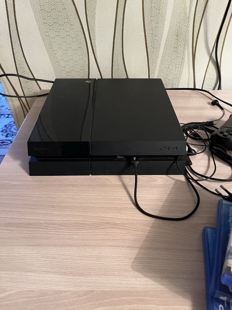 Ps 4 FAT, продам или обмен