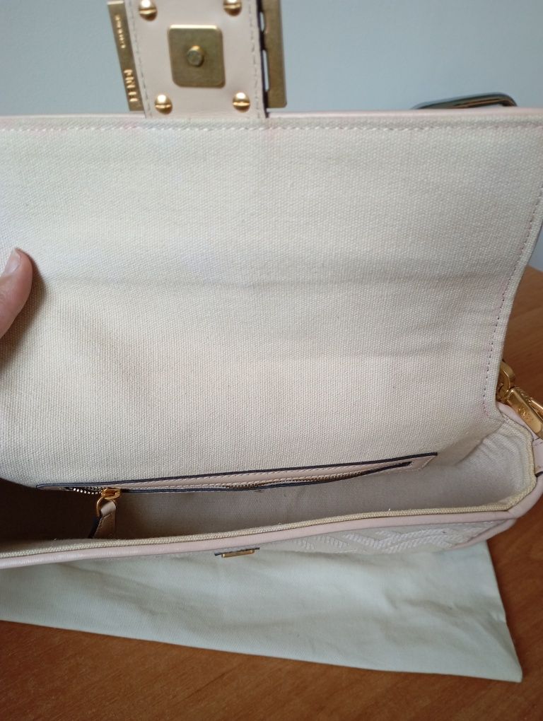 Сумочка женская Fendi
