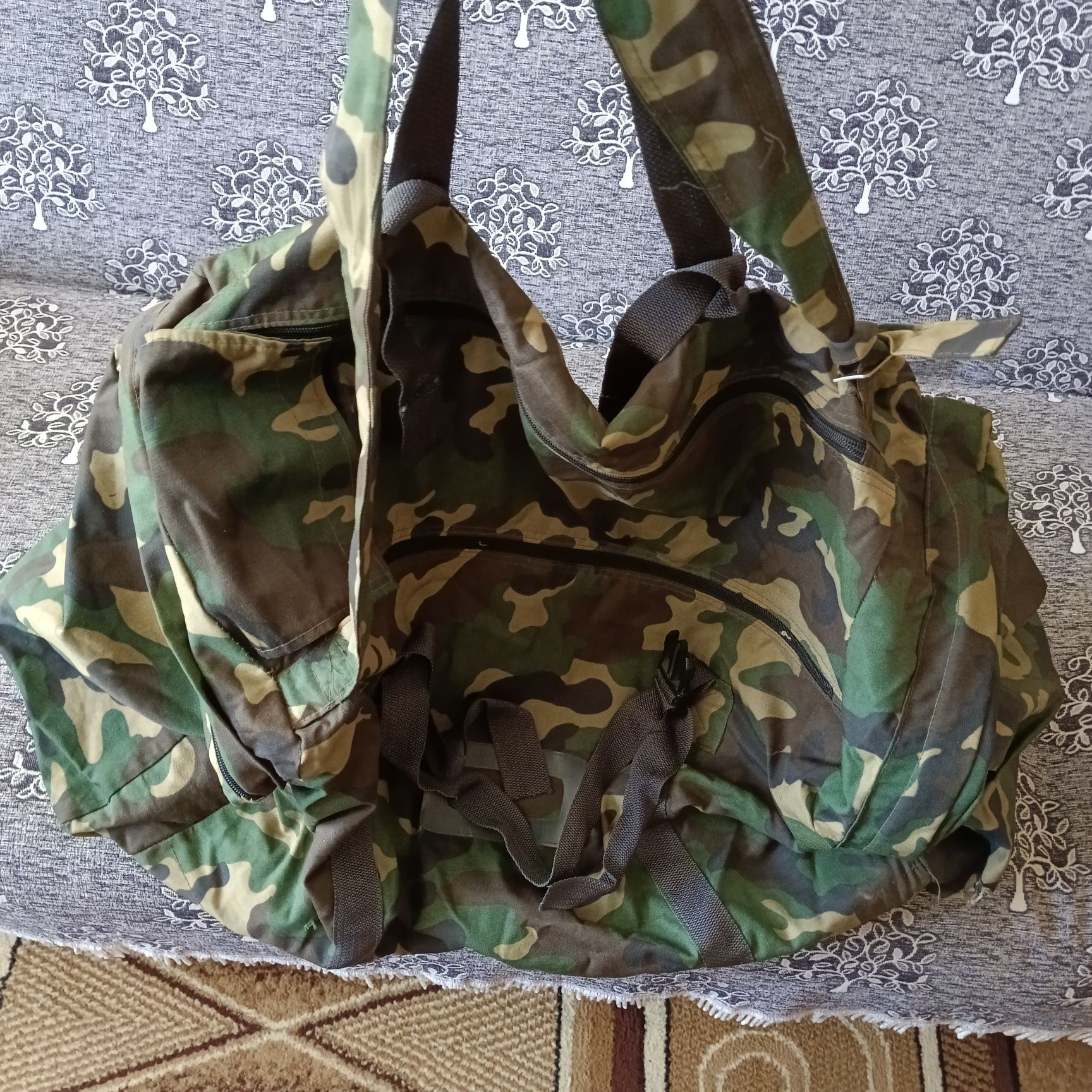 Сумка военная, дорожная, цвет хаки, с застёжками и с ручками, тряпочна